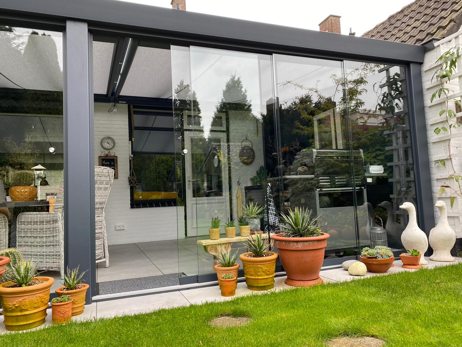 606 cm breed Giallo terrasoverkapping